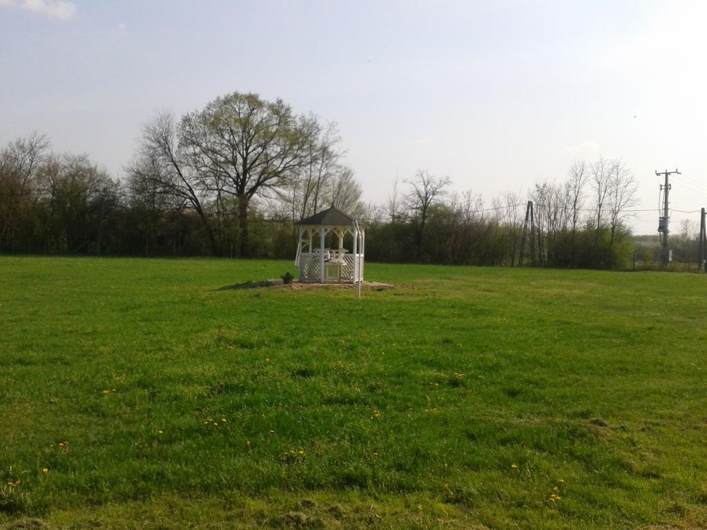 Sakaltanya Sorozo- Borozo Pihenohaz Hotel Vének Exterior foto